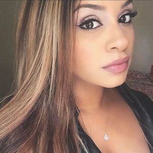 Hi guys my name is Stacy :)